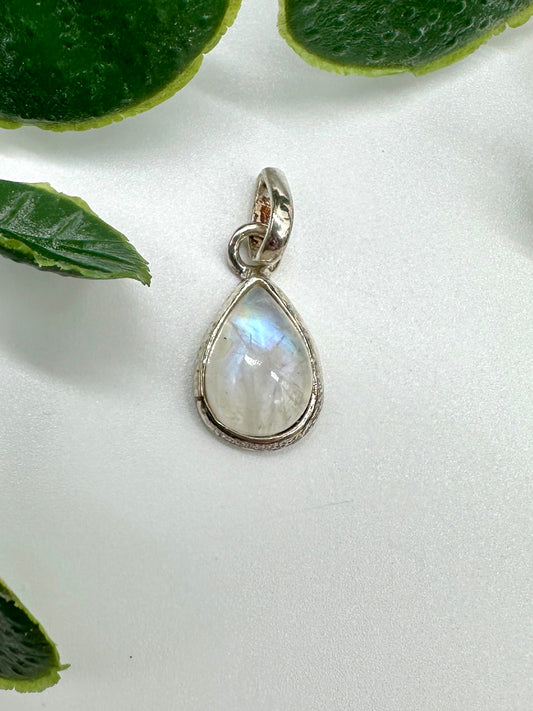 Regenbogen Mondstein A-AB 925er Silber Anhänger