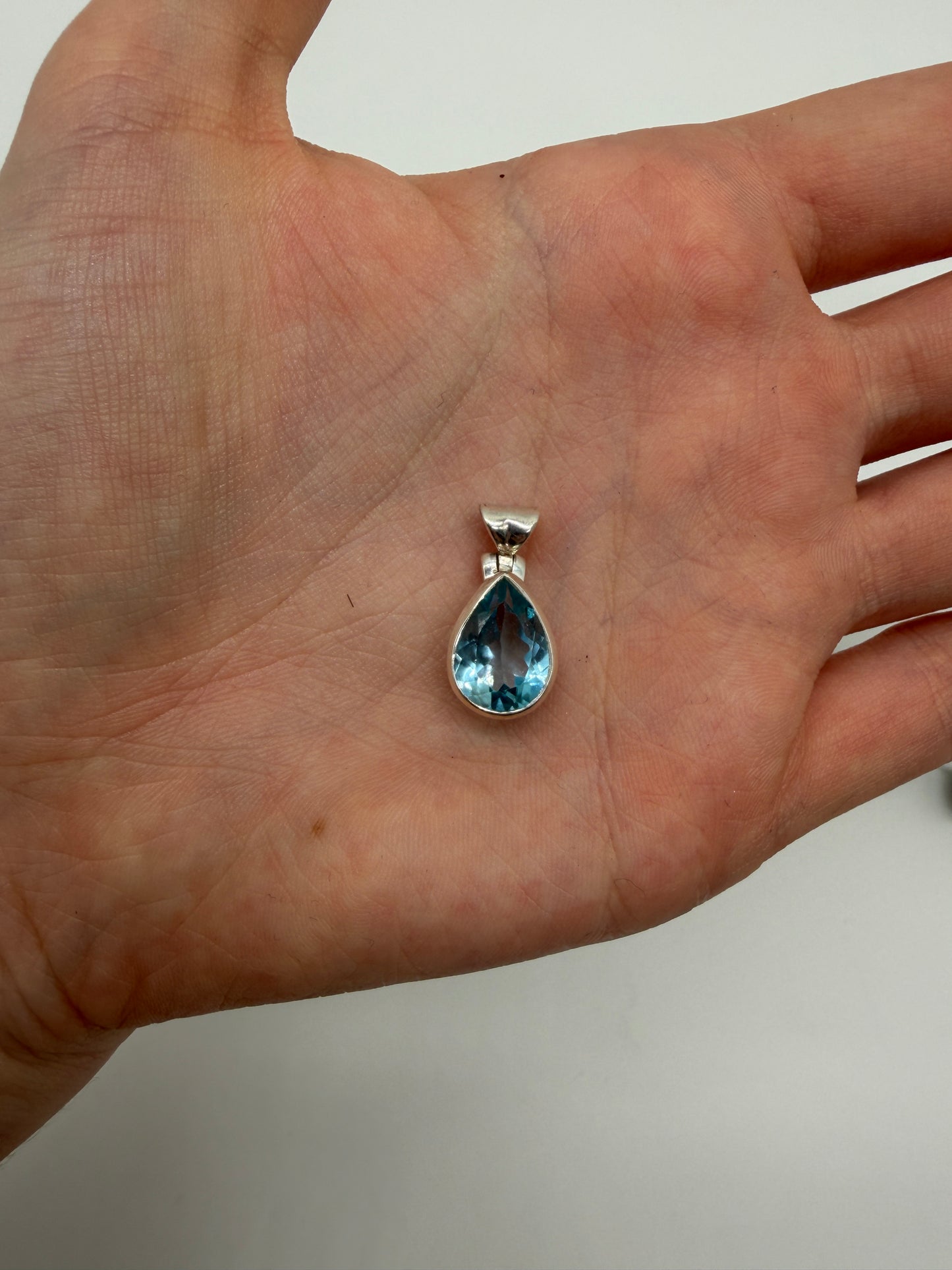 Topas AAA+ 925er Silber Anhänger