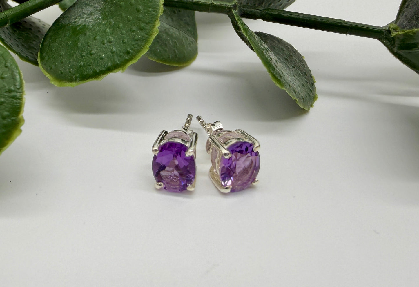 Amethyst AAA+ 925er Silber Ohrstecker