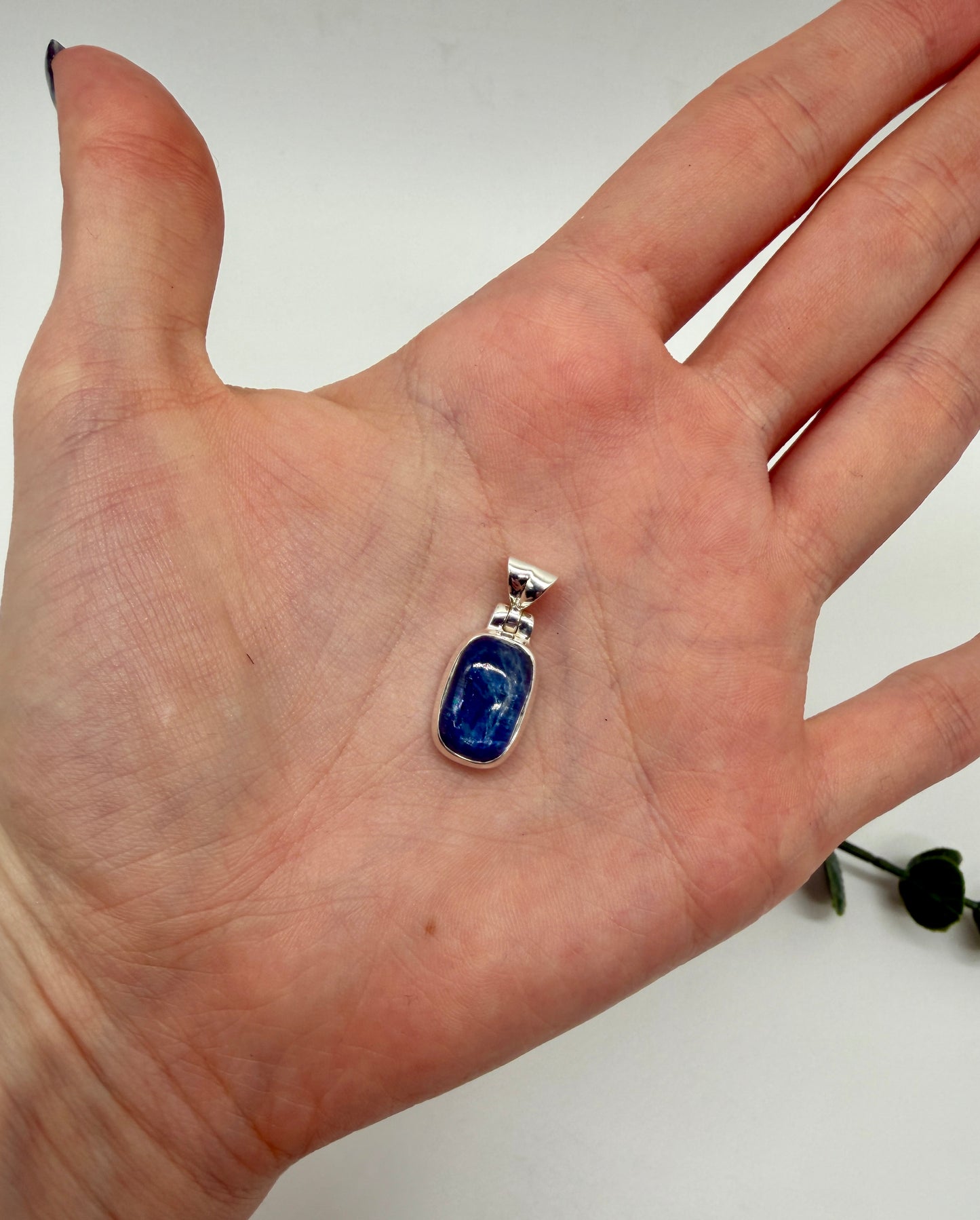 Kyanite AA+ Anhänger 925er Silber