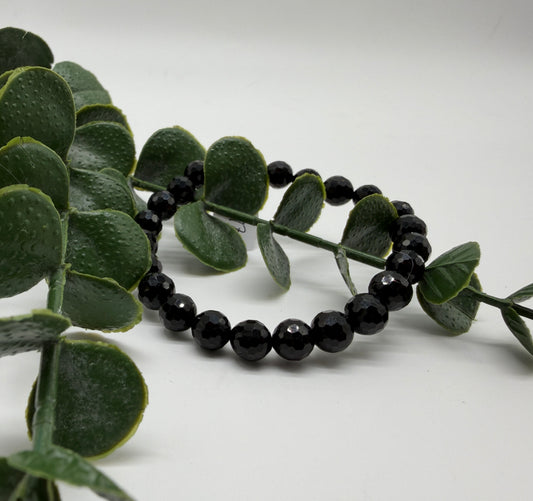 Turmalin AA facettiert 8mm Kugel Armband